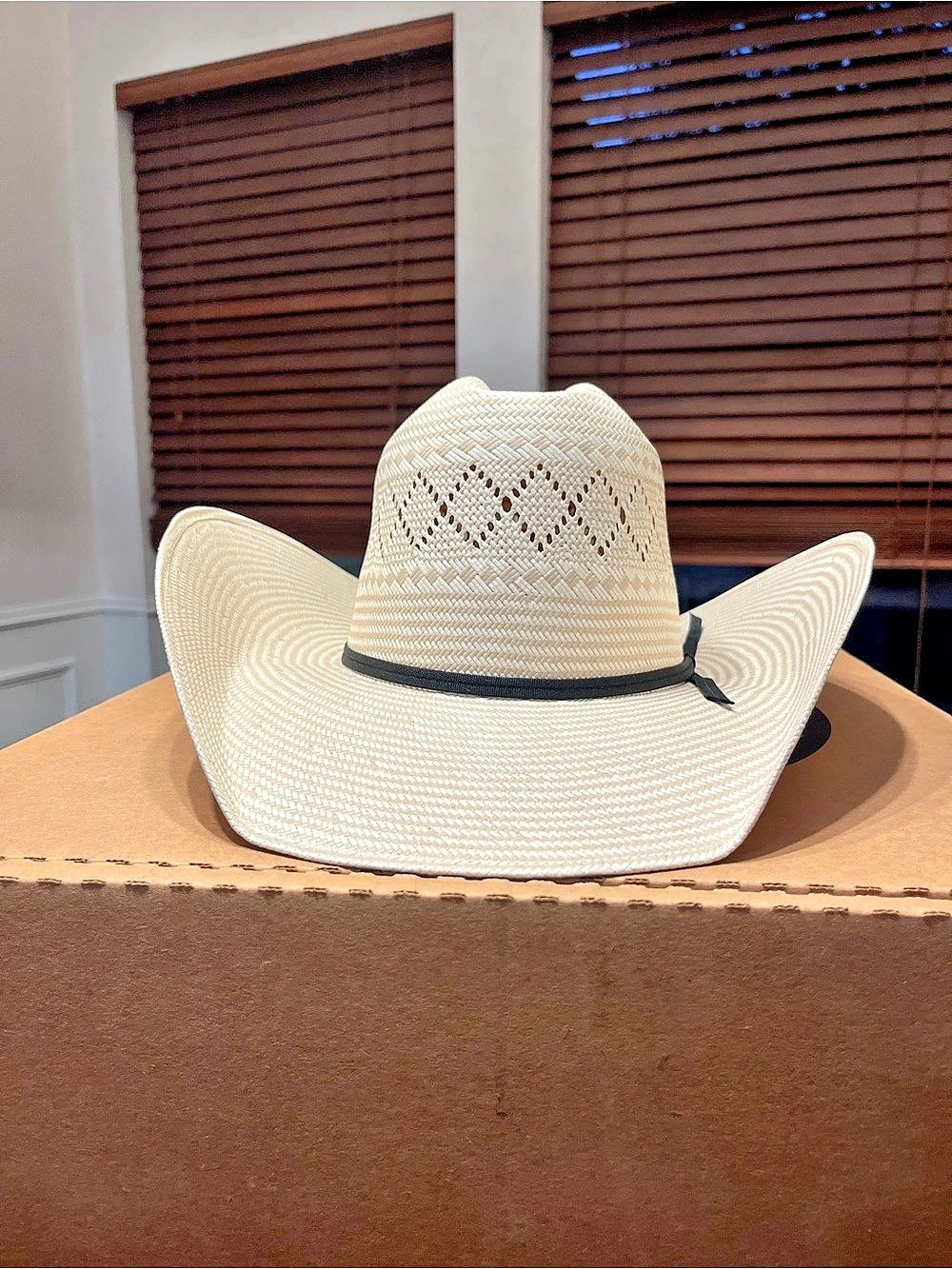 Twister 20x Straw Western Cowboy Hat Cream Like New